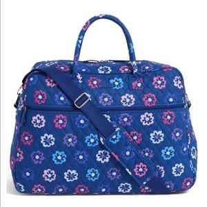 Vera Bradley Grand Traveler in Ellie Flowers